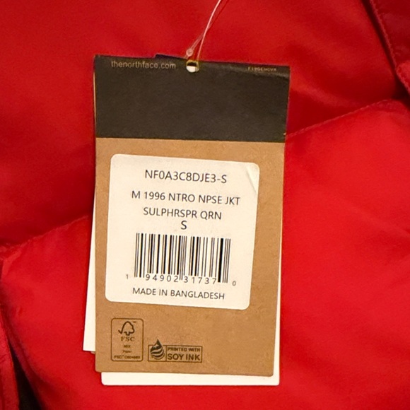The North Face Bold Red and Black Jacket - Picture 4 of 4